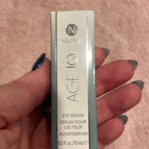 - New! Neora Age IQ Eye Serum